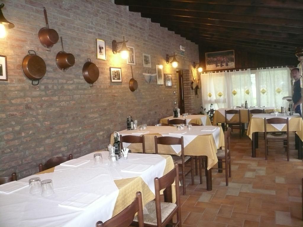 Il Dosso Agriturismo Codigoro Eksteriør bilde
